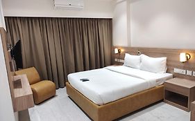 Royal Paris Hotel Chennai